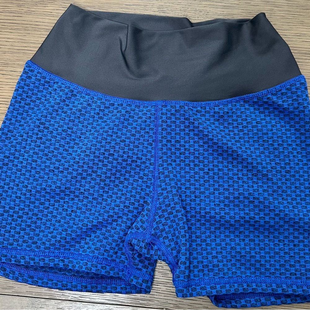 Mini beast pocket butt scrunch